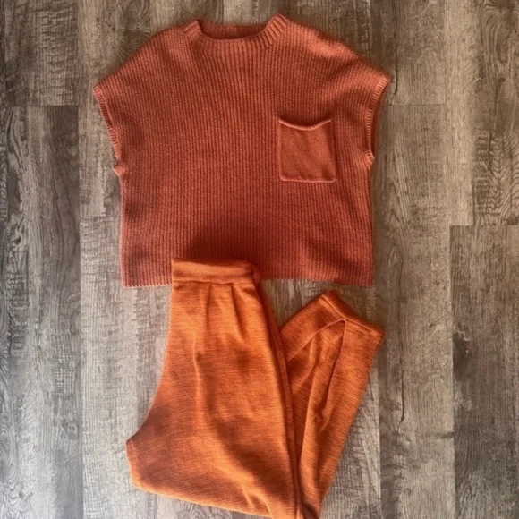 Free People Freya Rust Knit Top and Pants Set Free People sz m - Picture 3 of 4